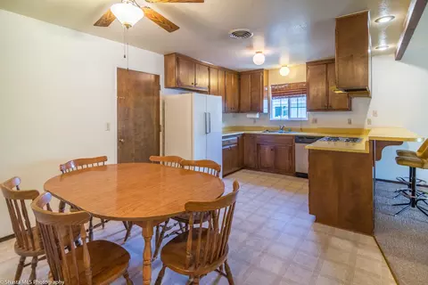 4070 Meander Dr, Redding, CA 96001 photo 9