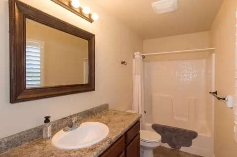 3284 Bridgewater Ct, Redding, CA 96003 photo 12