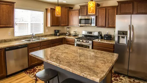 3284 Bridgewater Ct, Redding, CA 96003 photo 7