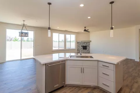 3891 Colby Trl, Redding, CA 96002 photo 10
