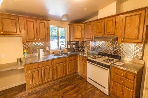 8140 Starlite Pines Rd, Shingletown, CA 96088 photo 2