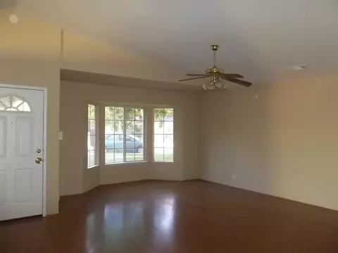 2050 Heller Ln, Redding, CA 96001 photo 2