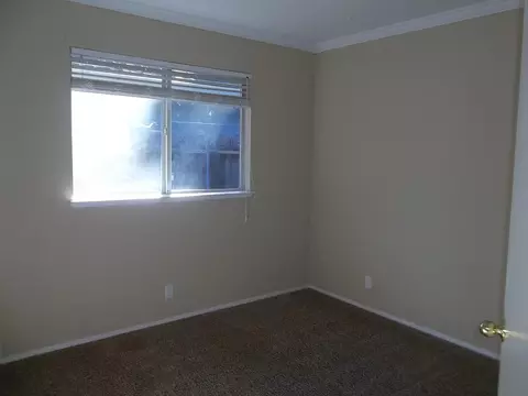 2050 Heller Ln, Redding, CA 96001 photo 8