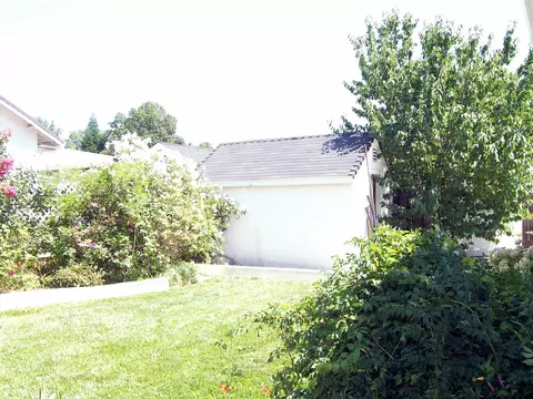 3315 Meridian Dr, Redding, CA 96002 photo 5