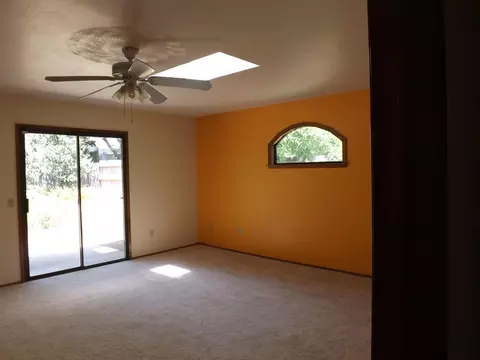 860 Oakmont Dr, Redding, CA 96003 photo 8