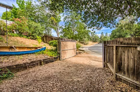 1390 Nighthawk Ln, Redding, CA 96003 photo 30