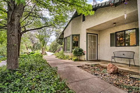 1390 Nighthawk Ln, Redding, CA 96003 photo 2