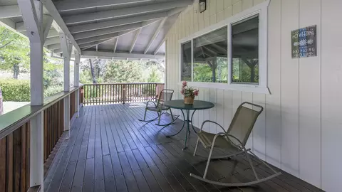 4003 Saint Nicholas Ave, Redding, CA 96003 photo 2