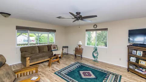 4003 Saint Nicholas Ave, Redding, CA 96003 photo 11