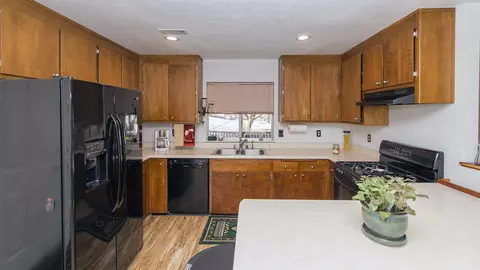 4003 Saint Nicholas Ave, Redding, CA 96003 photo 7