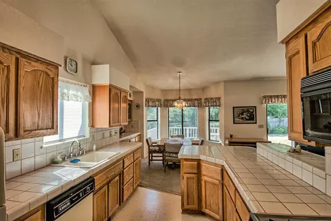 2725 Crystal Tree Dr, Redding, CA 96001 photo 10