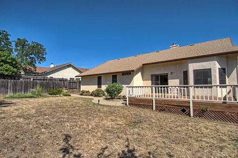 2725 Crystal Tree Dr, Redding, CA 96001 photo 28