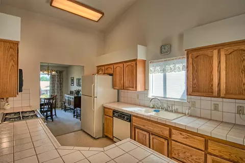 2725 Crystal Tree Dr, Redding, CA 96001 photo 9
