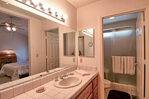2725 Crystal Tree Dr, Redding, CA 96001 photo 16