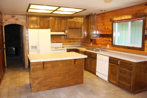 5256 Elm Ln, Redding, CA 96001 photo 4