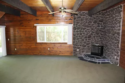 5256 Elm Ln, Redding, CA 96001 photo 7
