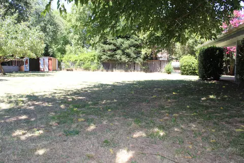 5256 Elm Ln, Redding, CA 96001 photo 19