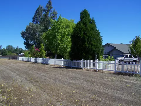 20099 Lyal Ln, Redding, CA 96002 photo 20