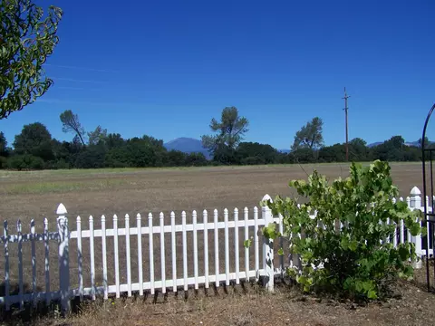 20099 Lyal Ln, Redding, CA 96002 photo 19