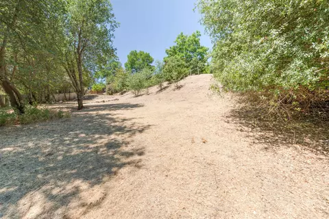 577 Turquoise Ct, Redding, CA 96003 photo 51