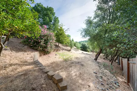 577 Turquoise Ct, Redding, CA 96003 photo 44