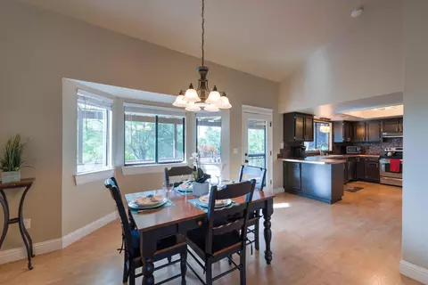 577 Turquoise Ct, Redding, CA 96003 photo 28