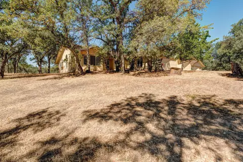 10624 Oak Run Rd, Oak Run, CA 96069 photo 16