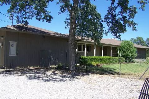 21222 Rae, Redding, CA 96003 photo 3