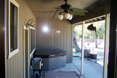 21222 Rae, Redding, CA 96003 photo 8