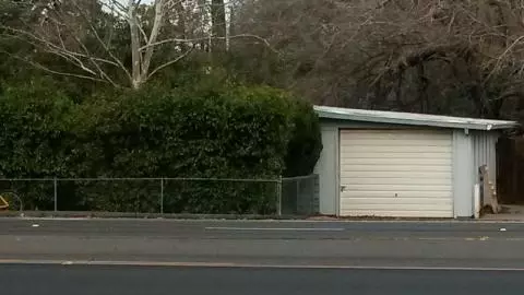 1632 Hartnell, Redding, CA 96002 photo 2