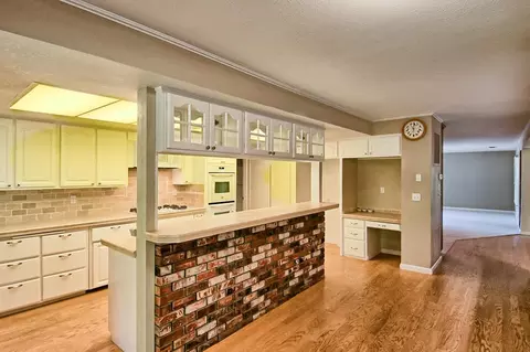 2498 El Verano St, Redding, CA 96002 photo 16