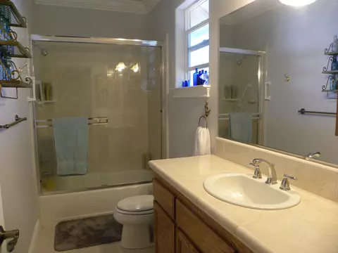 571 Fair Hill Dr, Redding, CA 96003 photo 11