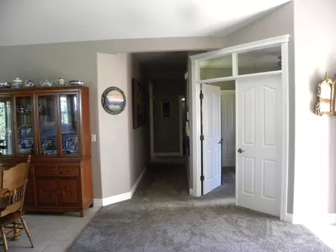 571 Fair Hill Dr, Redding, CA 96003 photo 6