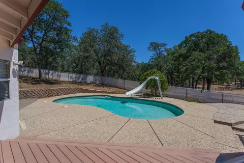 13349 Padani Dr, Redding, CA 96003 photo 4