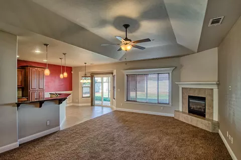 928 Albion Ave, Redding, CA 96003 photo 6
