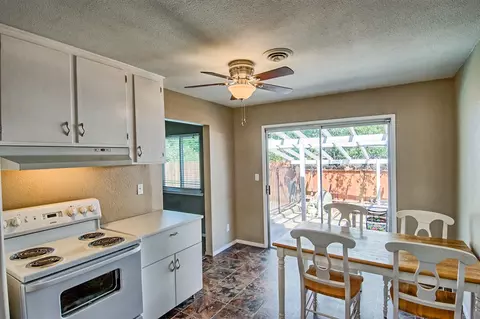 2245 Deerfield Ave, Redding, CA 96002 photo 11