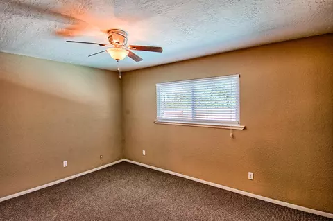2245 Deerfield Ave, Redding, CA 96002 photo 12