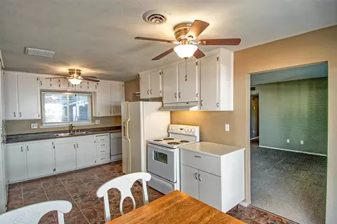 2245 Deerfield Ave, Redding, CA 96002 photo 7