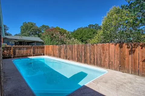 2245 Deerfield Ave, Redding, CA 96002 photo 2