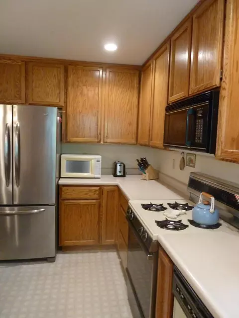1976 Trumpet Dr, Redding, CA 96003 photo 12