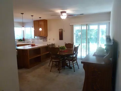 1976 Trumpet Dr, Redding, CA 96003 photo 7