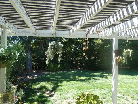 1976 Trumpet Dr, Redding, CA 96003 photo 36