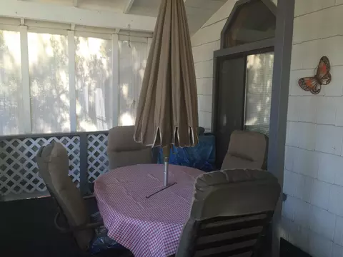 1156 Shawnee Trl, Redding, CA 96003 photo 3