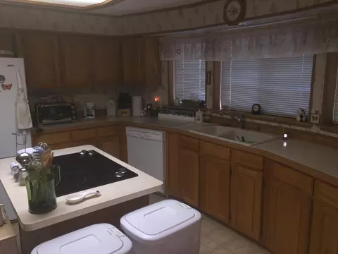 1156 Shawnee Trl, Redding, CA 96003 photo 7