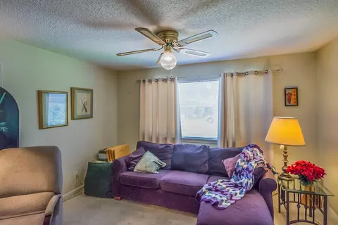 920 Camino Ct, Redding, CA 96002 photo 5