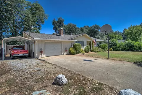 920 Camino Ct, Redding, CA 96002 photo 3