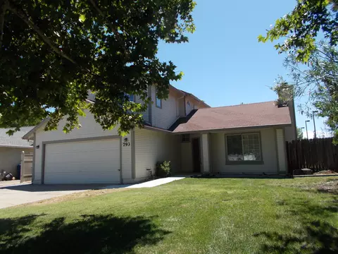 793 Fuller Ct, Redding, CA 96003 photo 3