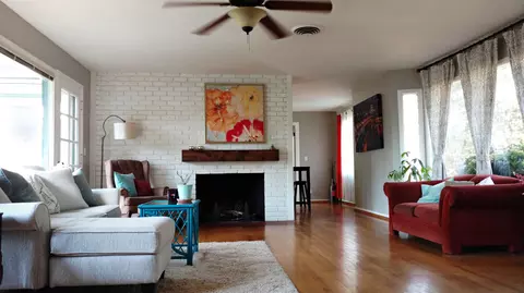 2034 10th St, Redding, CA 96001 photo 1