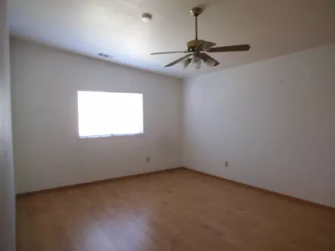 2062 Paris Ave, Redding, CA 96001 photo 9