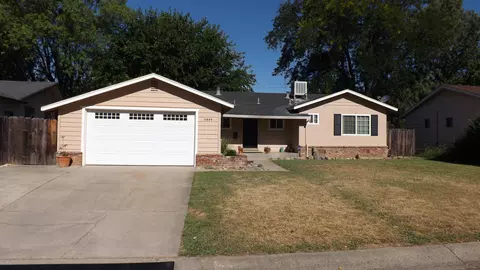 6444 Leonard Dr, Redding, CA 96001 photo 1